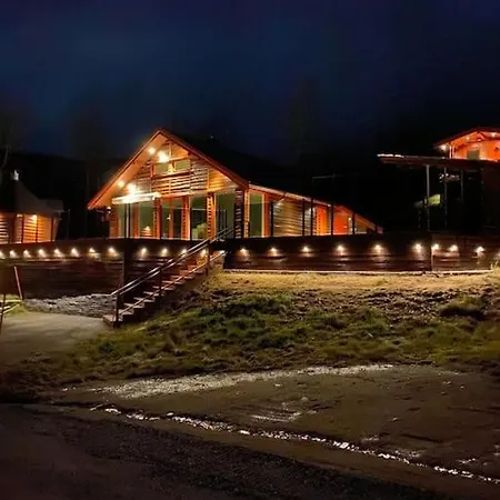 Hytte Pa Sor Senja Med Nydelig Utsikt Og Jacuzzi Dragoy Exterior photo